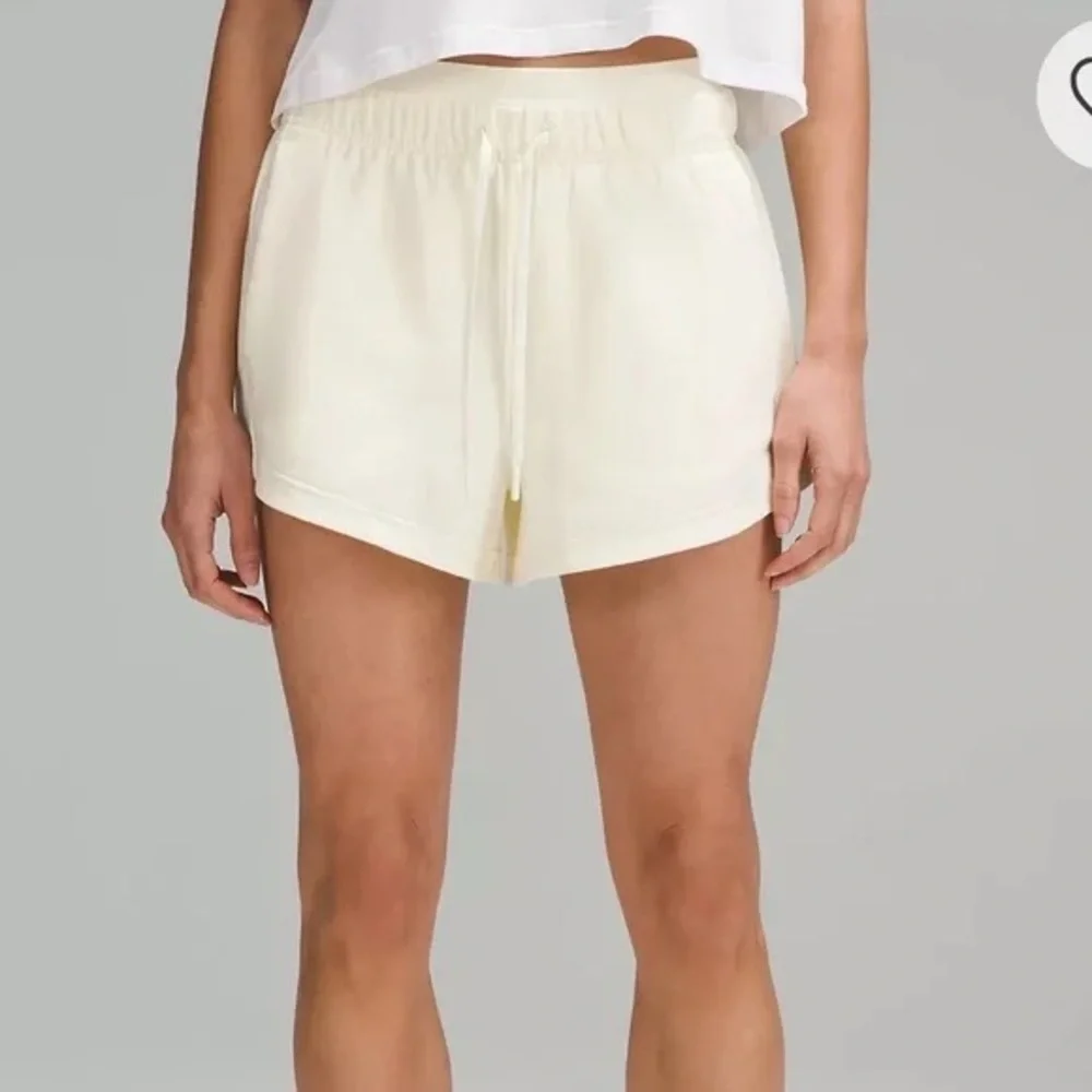 Lululemon Inner Glow High-Rise Short 3